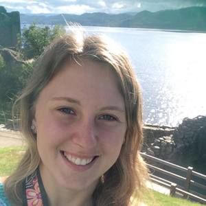 Meet your Posher, Andrea